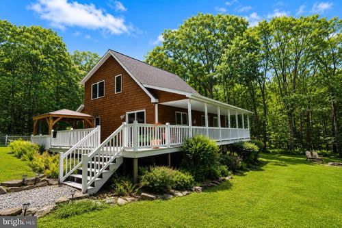 718 Boy Scout Crosscut Rd, OAKLAND, MD, 21550-7092 | Card Image
