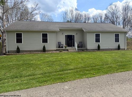 109 Cottage Hill Ln, Beverly, WV, 26253-4506 | Card Image