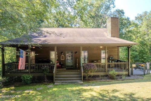 102 Treanor Dr Ne, Milledgeville, GA, 31061-9545 | Card Image