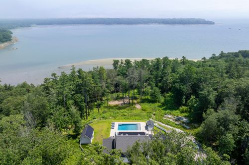 9 Bayview Drive, Cumberland, ME, 04110 | Card Image