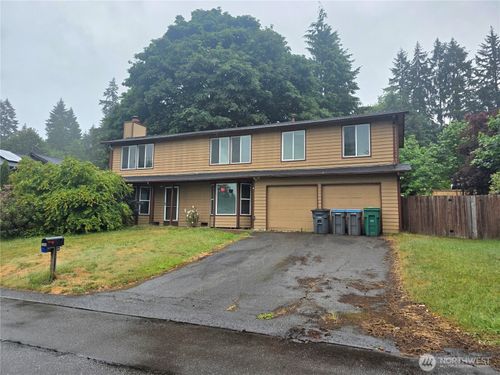 7880 Oxbow Ave Ne, Bremerton, WA, 98311-3853 | Card Image
