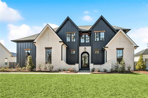 1356 River Club Dr, Covington, LA, 70433-7270 | Card Image