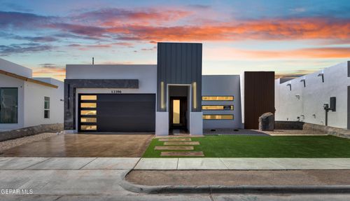 13396 Emerald Glass Dr, Horizon City, TX, 79928-6626 | Card Image