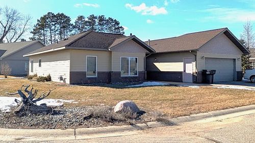 34-4240 Irvine Ave Nw, Bemidji, MN, 56601-4063 | Card Image