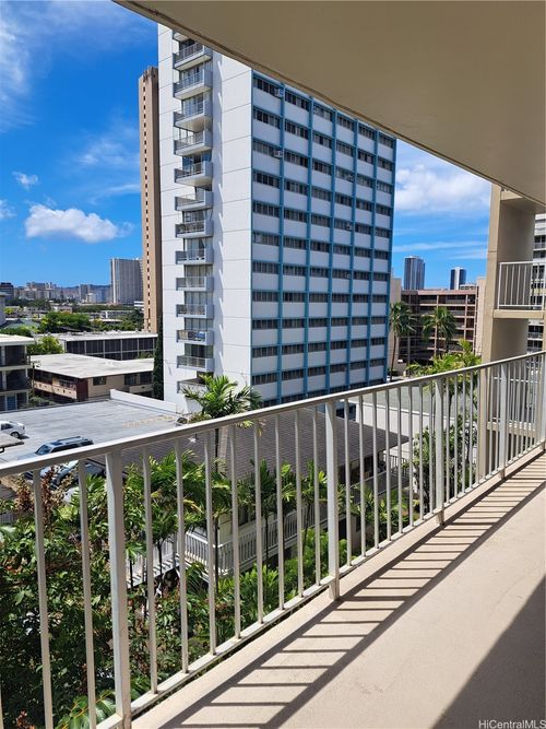 apt-403-1650 Piikoi St, Honolulu, HI, 96822-2713 | Card Image