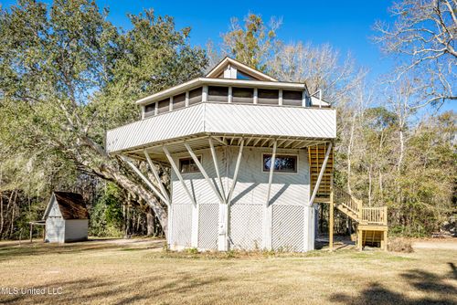 7417 Bluff Point Rd, Gautier, MS, 39553-2361 | Card Image