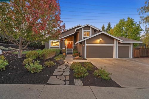 1409 Stonehedge Dr, Pleasant Hill, CA, 94523-1033 | Card Image