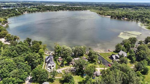 7055 S 020 E, Wolcottville, IN, 46795-8928 | Card Image