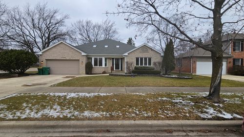 1790 Ashford Circle, Wheeling, IL, 60090 | Card Image