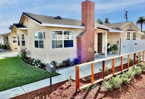 2359 W Wardlow Rd, Long Beach, CA, 90806 | Card Image