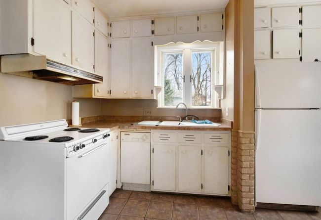 1101 W Sterns Rd, House other with 3 bedrooms, 2 bathrooms and null parking in Temperance MI | Image 11