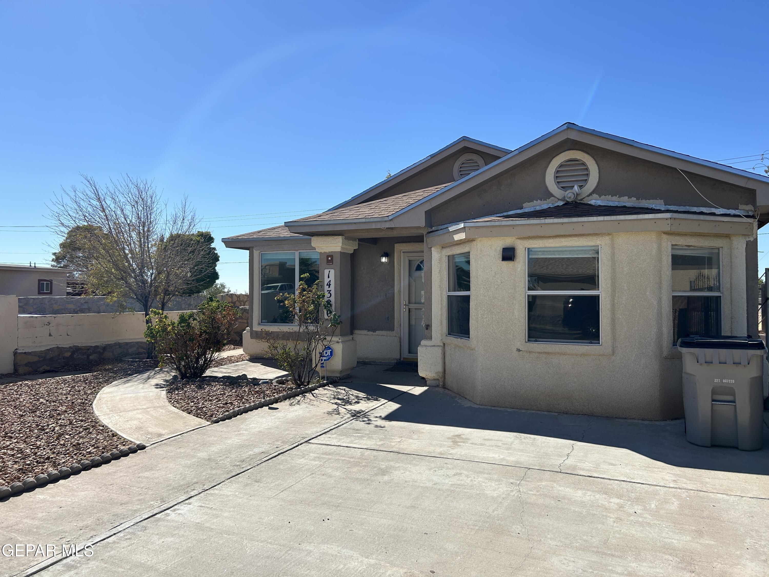 Jacinto Ramos Ave, El Paso, TX 79938