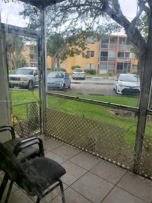 1b-4344 Nw 9 Th Ave, Deerfield Beach, FL, 33064 | Card Image