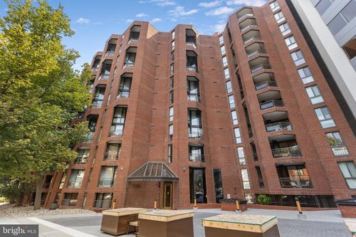 104-1099 22nd St Nw, WASHINGTON, DC, 20037-1820 | Card Image