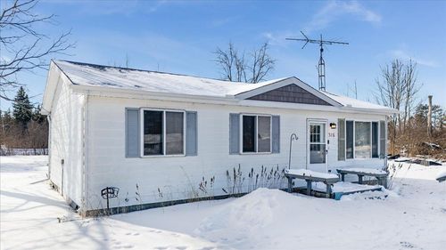 316 E Main St, Hale, MI, 48739-9001 | Card Image