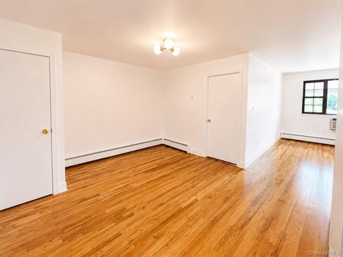 3rd-floor-533 Soundview Avenue, New York, NY, 10473 | Card Image