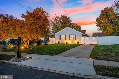 330 Mcadoo Ave, Hamilton, NJ, 08619-1758 | Card Image