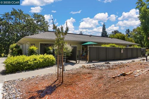 apt-3-2251 Tice Creek Dr, Walnut Creek, CA, 94595-5207 | Card Image