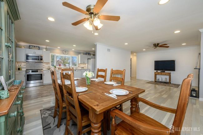 14 Temple Ter, House other with 3 bedrooms, 2 bathrooms and null parking in Lawrence NJ | Image 11