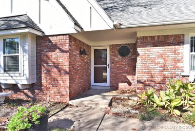 6401 S 221st East Avenue, House other with 4 bedrooms, 3 bathrooms and null parking in Broken Arrow OK | Image 3