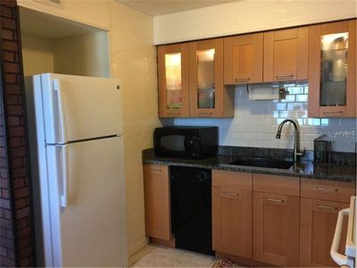 B - 616 Georgetown Drive, Condo with 2 bedrooms, 1 bathrooms and null parking in Casselberry FL | Image 2