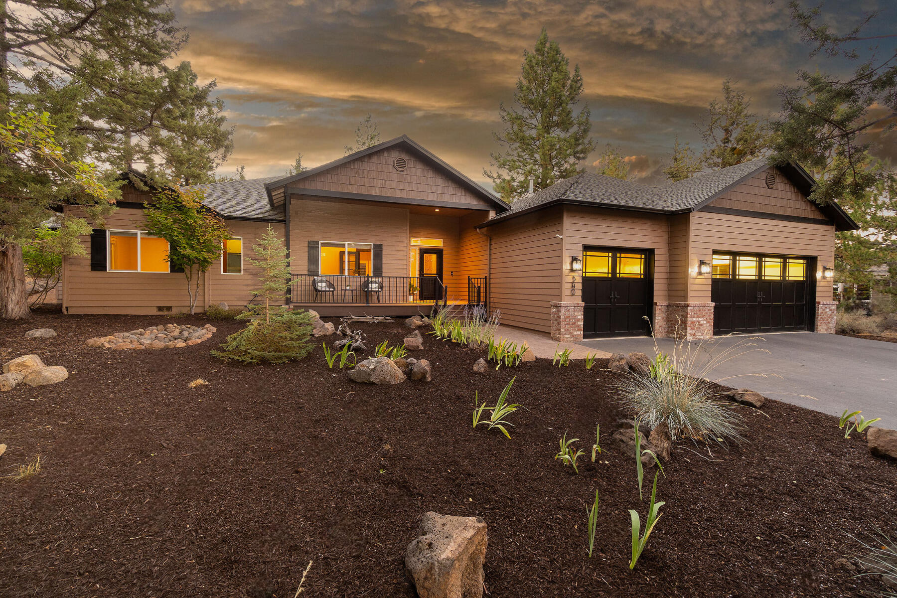 Divot Dr, Bend, OR 97703
