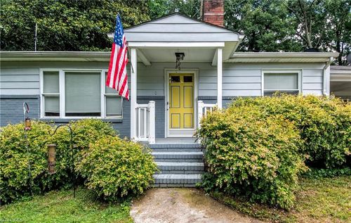1609 Normandy Lane, Winston-Salem, NC, 27103 | Card Image