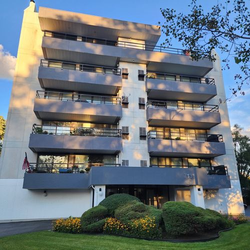 apt-4s-7131 N Caldwell Ave, Chicago, IL, 60646-1002 | Card Image