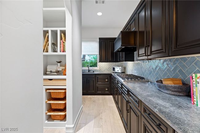 19 Quintessa Cir, House other with 4 bedrooms, 5 bathrooms and null parking in Las Vegas NV | Image 31