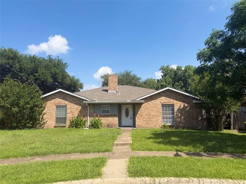 738 Brighton Ln, Garland, TX, 75043-5309 | Card Image