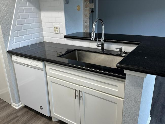 APT-287 - 250 El Dorado Blvd, Townhouse with 1 bedrooms, 1 bathrooms and 1 parking in Webster TX | Image 9