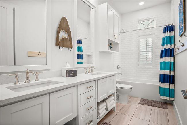 288 Hide Away Dr, House other with 5 bedrooms, 6 bathrooms and 2 parking in Port Aransas TX | Image 7