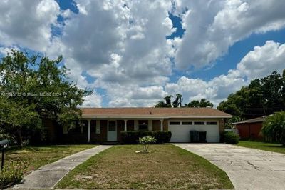 5142 Lake Miriam Circle, House other with 3 bedrooms, 2 bathrooms and null parking in Lakeland FL | Image 3