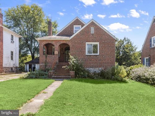 2323 Ivy Ave, BALTIMORE, MD, 21214-2433 | Card Image
