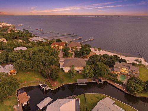 4639 Smokey Rd, Gulf Breeze, FL, 32563-9270 | Card Image