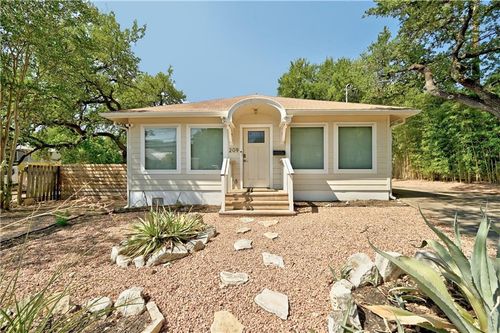 a-209 E Live Oak St, Austin, TX, 78704-4356 | Card Image
