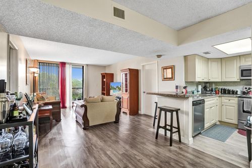 305a-5570 Nw 44th Street, Lauderhill, FL, 33319 | Card Image