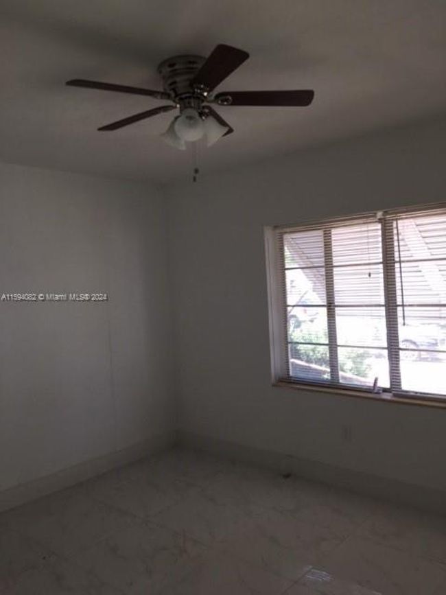 850 Nw 47th Ter, House other with 3 bedrooms, 1 bathrooms and null parking in Miami FL | Image 6