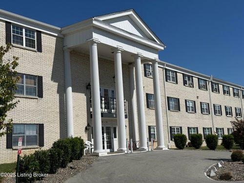 288 El Conquistador Pl, Louisville, KY, 40220-2022 | Card Image