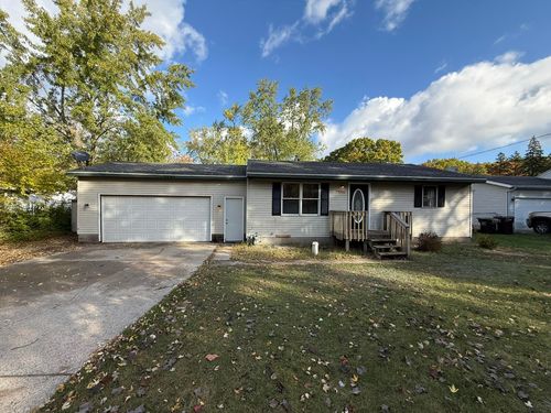 3226 Evanston Ave, Muskegon, MI, 49442-6426 | Card Image