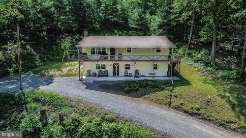 353 Jack Straw Rd, JULIAN, PA, 16844-8210 | Card Image