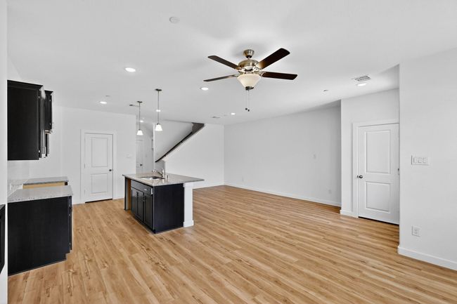 1824 Summer Aura, House other with 3 bedrooms, 3 bathrooms and null parking in Mesquite TX | Image 11