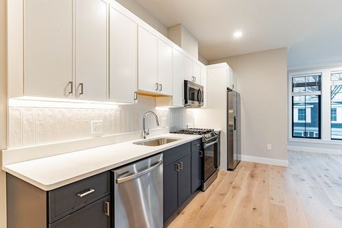 apt-302-157 Everett St, Boston, MA, 02134-1499 | Card Image