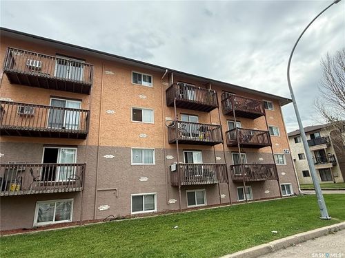 403-522 Av X S, Saskatoon, SK, S7M4X9 | Card Image