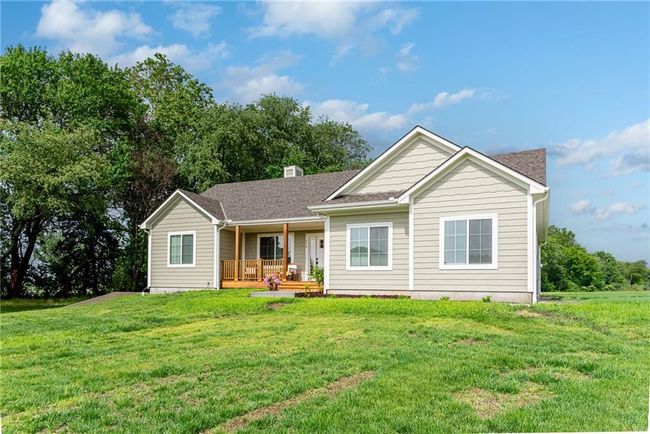 938 Mount Calvary Rd, House other with 5 bedrooms, 3 bathrooms and null parking in Lansing KS | Image 23