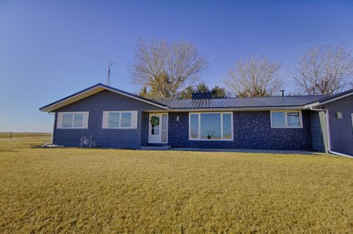 203043 531 Highway, Lomond, AB, T0L | Card Image