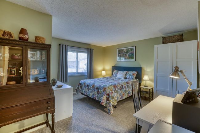 4757 Spring Cir Minnetonka MN-print-017-017-A9953-2400x1600-300dpi.jpg | Image 18