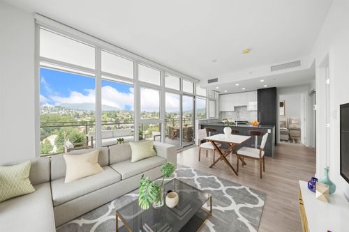 1809-5333 Goring St, Burnaby, BC, V5B0B6 | Card Image