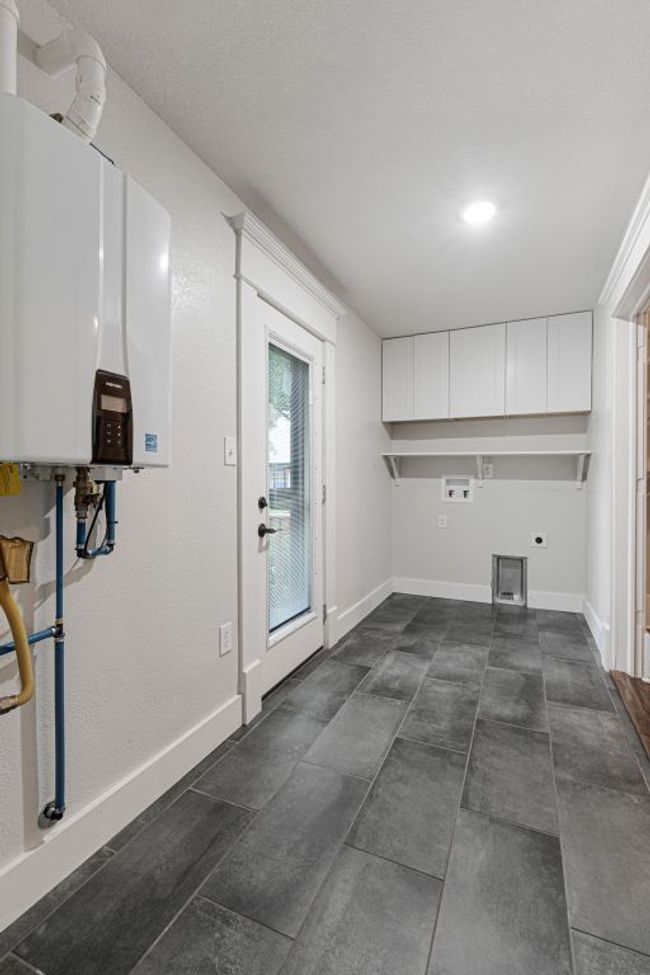 508 S Walnut St, House other with 4 bedrooms, 2 bathrooms and 6 parking in Lampasas TX | Image 31