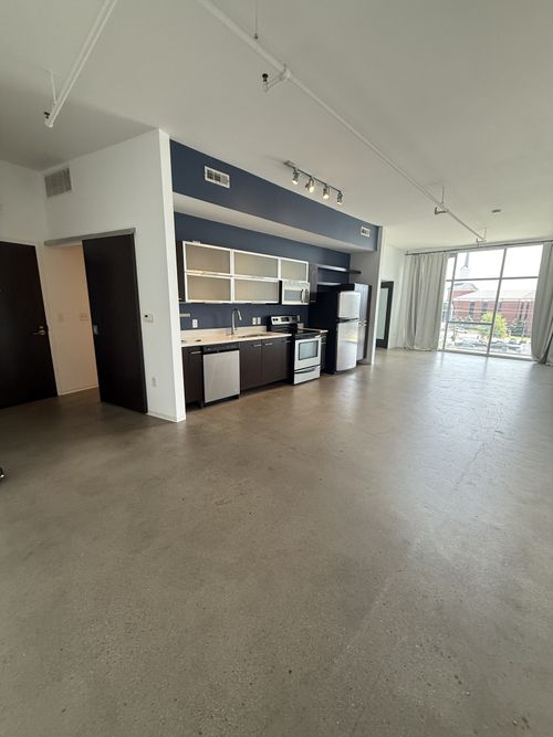 apt-414-2115 Yeaman Pl, Nashville, TN, 37206-4238 | Card Image